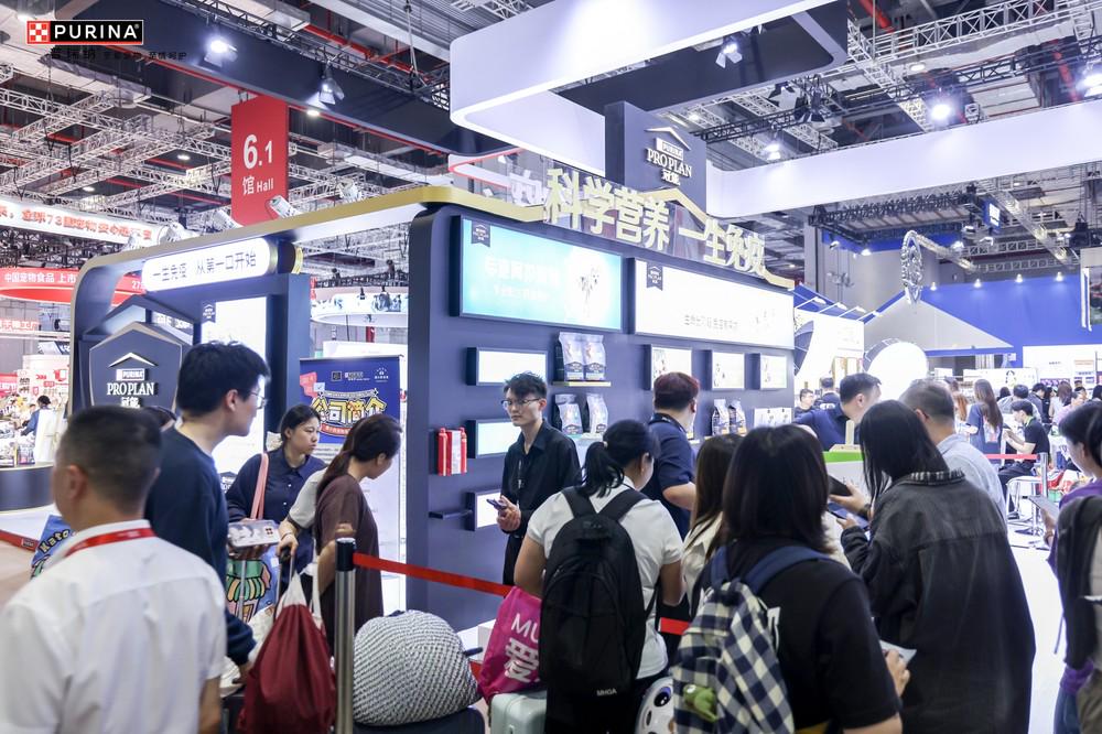 能携宠物全生命周期健康解决方案闪耀它博会pg电子模拟器免费版科学营养、一生免疫冠(图3)